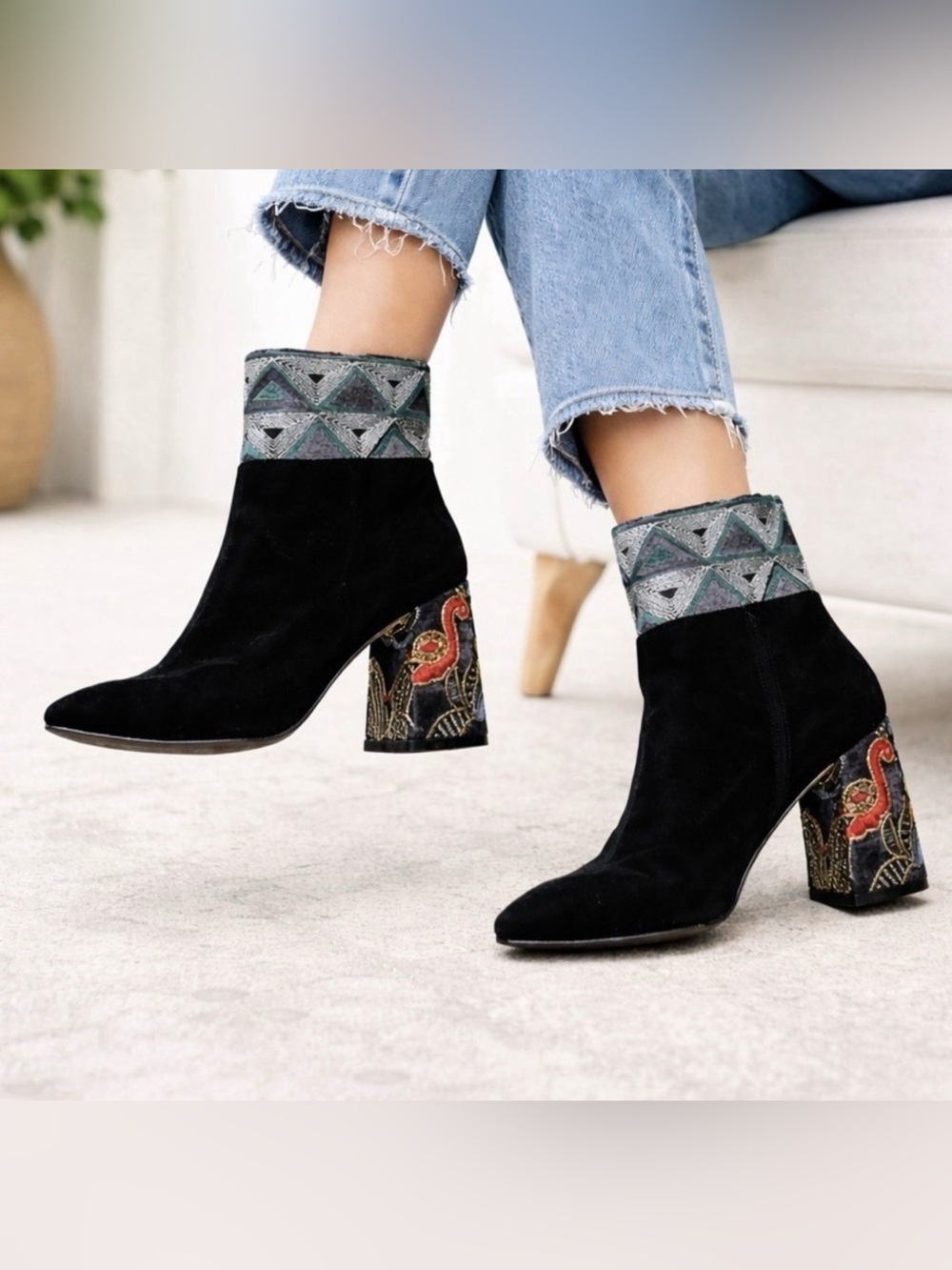 DEE KELLER Lake Black Velvet Bootie US 6 / 6.5 Sequin Embroidered Block Heel